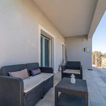 Veneza By Hellovacations *